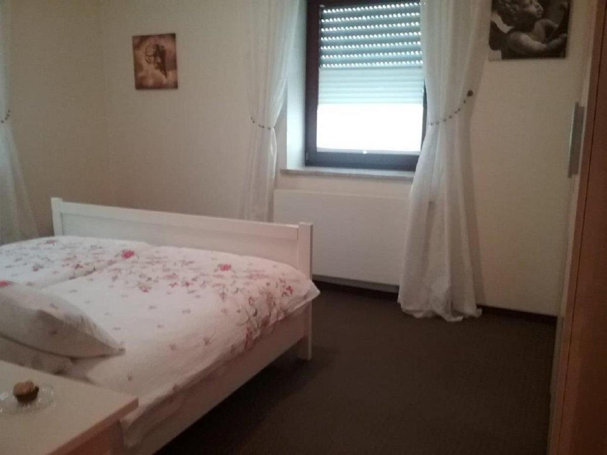 Ferienwohnung Doerfler ไบรอยท์ ภายนอก รูปภาพ